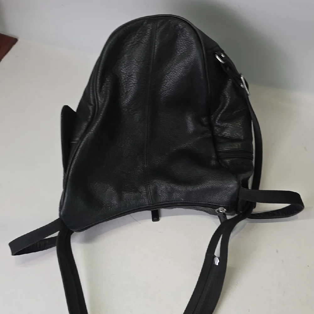 Black Leather Backpack Travel‎ Shoulder Bag Zip With Pockets Purse